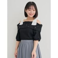 【WEB限定】ビジュー付きショルダーリボンオフショルトップス