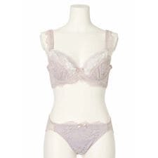 [D85-I95］ドーリーレースブラ＆ショーツ(モールドカップ)