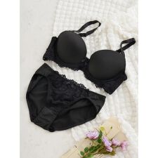 【脇高】[D85-I95］スカラップレースブラ＆ショーツ(モールドカップ)