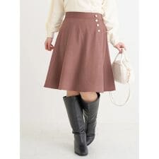 リジェイ＆スプル(Re-J&SUPURE)のパールボタンフレア膝丈スカート