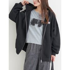 裏起毛BACKワッペンジップパーカー