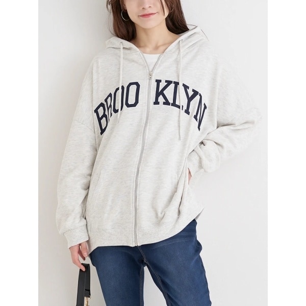 ロゴワッペン裏毛ZIPパーカー