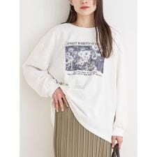 フラワーフォト×ロゴ刺繍ロングTシャツ