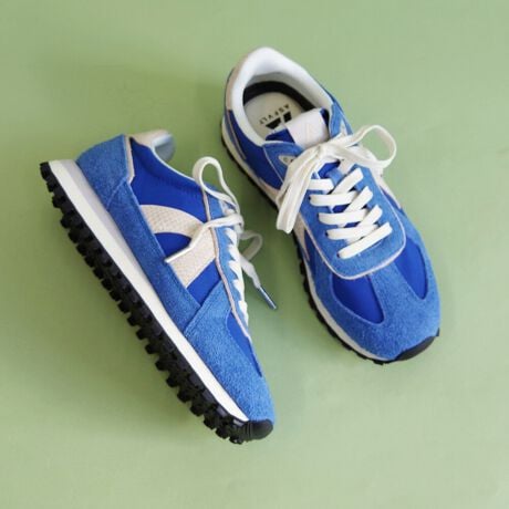 [^:ASF-GATE2-ES]25tĐVyiЉzɖȂILC߂̖Xj[J[Iᔽɑu悤ȁAقǃ\tgȗSnŗɂȂloIɂ͖MUMU\[̃GbWfUCɁAgǍۂ͋C̕YLb`[ȃJ[OIVȂPłBǂ{[\[ŁAǂȃ{gɍ킹ĂDoXL[vIubNzCgȂǁAVvȃJ[LxȂ߁ÃR[fɖȂZD悳ɂAvZɃR[f܂Ƃ܂܂BwZsItBXbNȂǂɂL`ƎdオXj[J[ByX^btpzX^btFM23.5Z`i[bpTCY37`38j/bF20.5cm/F9.5cm@/ F23.5cm /̓FLAwZpvXAXj[J[23.5cm悭Ă܂ÃXj[J[ł37ŏ܂B38TCYł̓XgXȂ]Tė܂BbL߂̓̕n[tTCYオƎv܂BXASFVLT̓{㗝XłyuhЉz2013NpŃX^[gXj[J[uhuASFVLT(AXt@g)vt@bVƌAăXj[J[Ă܂ȂDavidLetangCyrill Toures2lグASFVLTB2l̑zXg[gEFA̒m𐶂AXg[gƃeNmW[ɃCXpCAčꂽXj[J[͉KŌyʂ̃t@CfނȂǍōȋfނgpׂĎƂōĂ܂BuʂȂXj[J[vƂăj[NȃJ[OȂ̃CtX^CɓރfUCŒjEN킸{[_XXj[J[ƃtX݂̂Ȃ炸E爤ĂuhւƐ𐋂Ă܂B