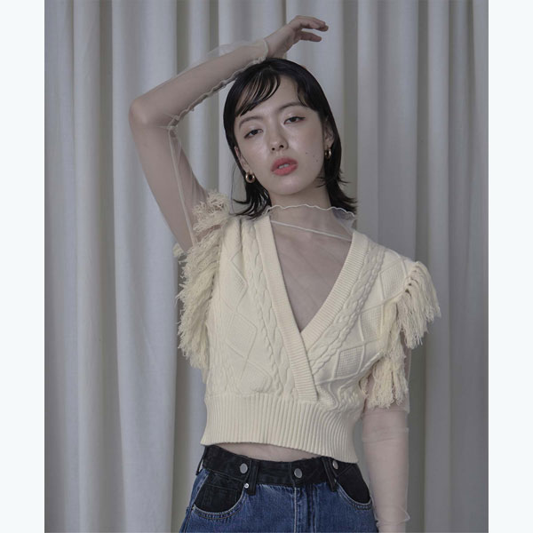 フェザータッチVネックベスト | ミッシェルクラン(MICHEL KLEIN