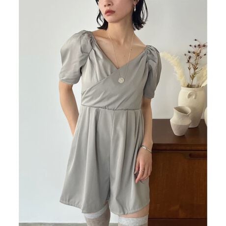 [^:12-1034]RpNgȃV[gRrl]̓JVN[fUCŁAfRe肪YɌV[gpc^CṽI[C򊴂̂fނŎqۂȂ肷AY߂ȒȂɂ߂̃ACeł􌨕ɂ̓SĂ̂ŁA܂̊JЂD݂ɒ߂ł܂IEGXgʒu⍂߂ɐݒ肵Ă̂ŁArʂX^Cǂ܂HD̂Ci[C[hŕωRpNgȃTCYȂ̂ŁAߏ̃WPbgHDƏcCN[ȒȂɁI܂AnClbN^[glbÑCi[킹C[hR[fBl[gIXX̊JCɂȂ`W₷tAH񂵂ł̂Ń[h[űɁ􁙃eƗnōvX悢Ɨ̂fނŁAJWAɌȃfUCȂ獂vX܂{fB[ɂ̂ݗnĂ܂B͂܂BJ[oG[V́AO[ƃubÑx[VbNȐF2FWJłB