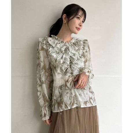 ジュエローブ　パワーショルダーフリルシアートップス