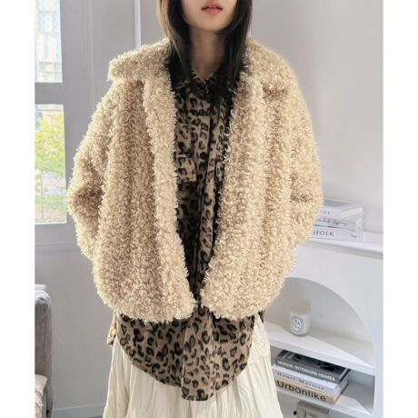 [^:16-1856]ƃL[gȃtFCNt@[u]Vvȑ傫ߋ܃fUC̃I[o[TCYu]Bт̃tFCNt@[炵ۂƗ̊̂eNX`[ɁIqbvgbvB邭炢̂Ⓑ߂̏䊴Œ܂킵₷GCWXɂg܂킹ACeI΂GߊoŋߒԂɂȂĂtFCNt@[AE^[B{[oĉĂ܂Ĩv[ht@[͗̊oAĂёOւ̃{[}Ă̂Ńt@[u]S҂ɂIXXH̒ȂɉHD邾ňCɓ~̃V[Y[h𐷂グĂ1łBĂё̊vXv[ĥ悤Ȋт̃tFCNt@[gpB葍ntŁAE₷łtFCNt@[̐Aє܂B@܂΂Mւ̑ϐア߂BJ[oG[V́AAC{[ƃx[W̒W߂2FWJłB