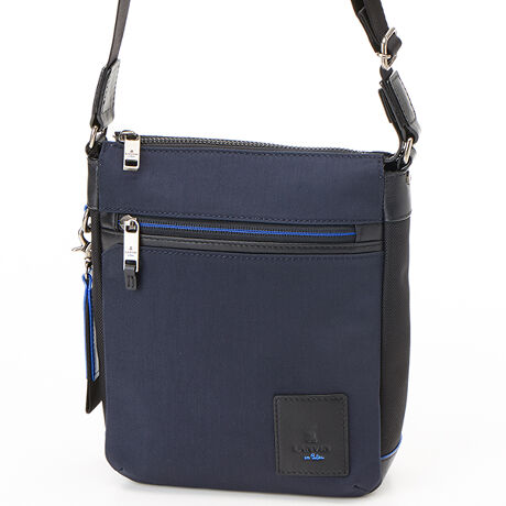 o@I@u[liobOEHbgjik`muhm@@aj̃V_[obOB[|Cg]@\IyʂȎdグŁAfC[[X痷s܂ŗlXȃV[łg܂BʂJL}[N`[͎O\ɂȂĂAL[z_[ƂĂg܂B[@\[]OEOʃt@Xi[|PbgEwʃI[v|PbgEt@Xi[|PbgEI[v|Pbg~2EyE`[Ђ@95`150cm, 3cm[^:530111]#oIu[#LANVIN en Bleu#ݵٰ#o I u[yîm点z̏i2024N125牿i{Ă܂B͂鏤iɂĂ^Oȉꍇ܂ݕ\ĂTCg\i̔iłB\߂܂悤A肢\グ܂B