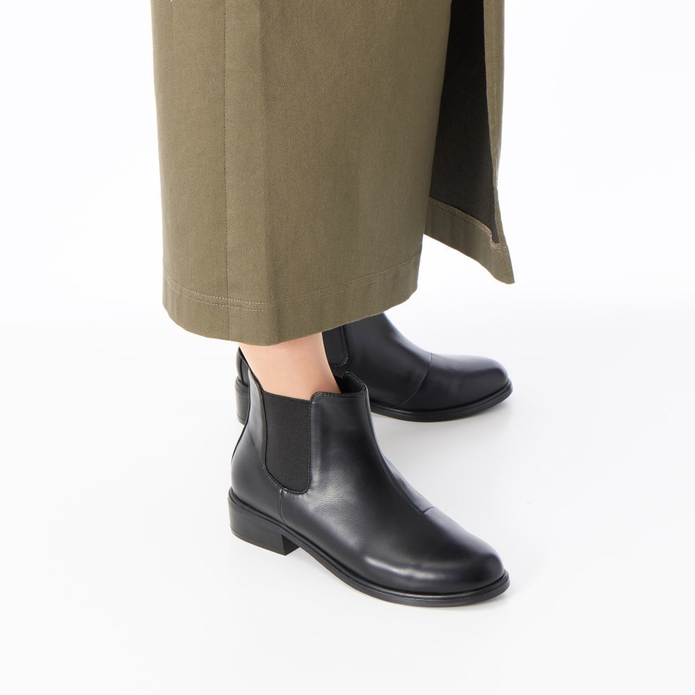 #晴雨兼用ブーツ