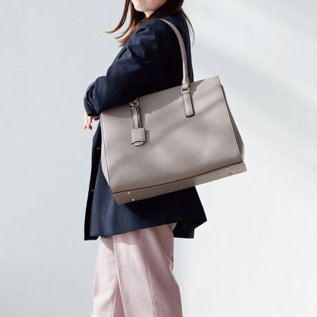 【OLバッグエト】トートバッグ 13.3インチPC A4収納可能