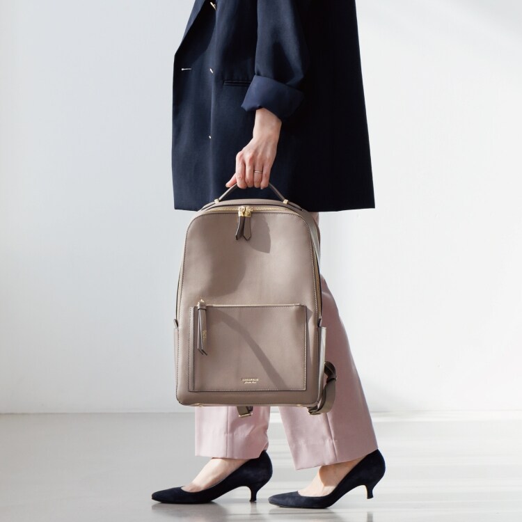 リュック 本革 13.3インチPC A4収納可能 通勤 通学 ウェールズ