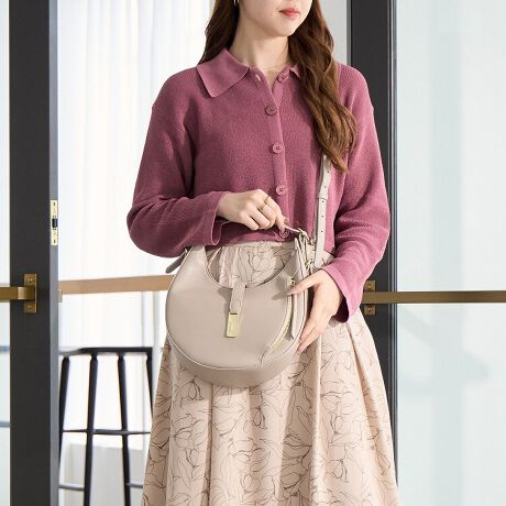 [^:16148]R[fBl[g̃ANZgɂȂ郉Eh^nhobOy߃|CgzE炵RƂVGbgERpNgȂ̂Ƀ|Pbg[E2WAYŎgV_\xgtRƓIȃEhVGbgɁAiȃSv[gtxgzunhobOBS[h̃p[cgŗfUCObƉ؂₩ɉoBĩR[fBl[g̃ANZgɂȂĂ܂BE\ȃV_\xgtĂ̂ŁA莝ƃii|2WAYłg܂B}`RpNgȂ̂ŃX^CbVɂ܂Btg|Pbg͐[̂ŃX}[gtH[\łB[ڈEzERX|[`E(tg|Pbg)Ȃǁy|PbgzEI[v|Pbg~1Et@Xi[|Pbg~1yO|PbgzEtgt@Xi[|Pbg~1点BȅƖ̊֌WɂAۂFقȂČꍇ܂B܂AĂ郂j^[̊ɂĂۂ̐FƑقȂꍇ܂B\ȂdlύXꍇ܂̂ł܂B