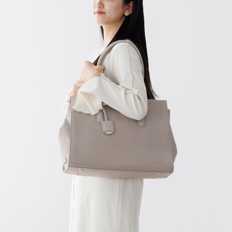 [}C]g[gobO 13.3C`PC A4[\ ʋ d OLobOGg GAB /WGi [YiJewelna Rosej 09[O[