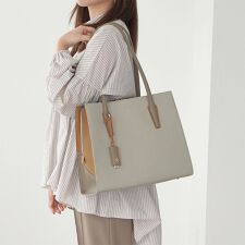 トートバッグ A4収納可能 3気室 へレス