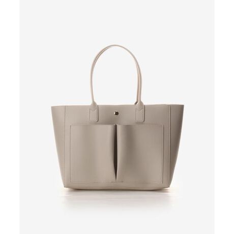 [^ԁF00552210100002]COLORS & chouette(J[YAhVGbg)̃tg|Pbg A4Ήg[gA4TCYΉ̂ՂƎ[łg[gobOłBOɂ͑傫߂̃I[v|Pbg2JAɂ傫ȃI[v|Pbg1JƁAeʂ[͂1̍\̂ߌyʂA|\Ȓ߂ȃnh͉ו̑łS̐݌vIJ̓}Olbg{^tĂ܂BJ[WJLxȂ̂ŁAȂɍJ[ƌ͂