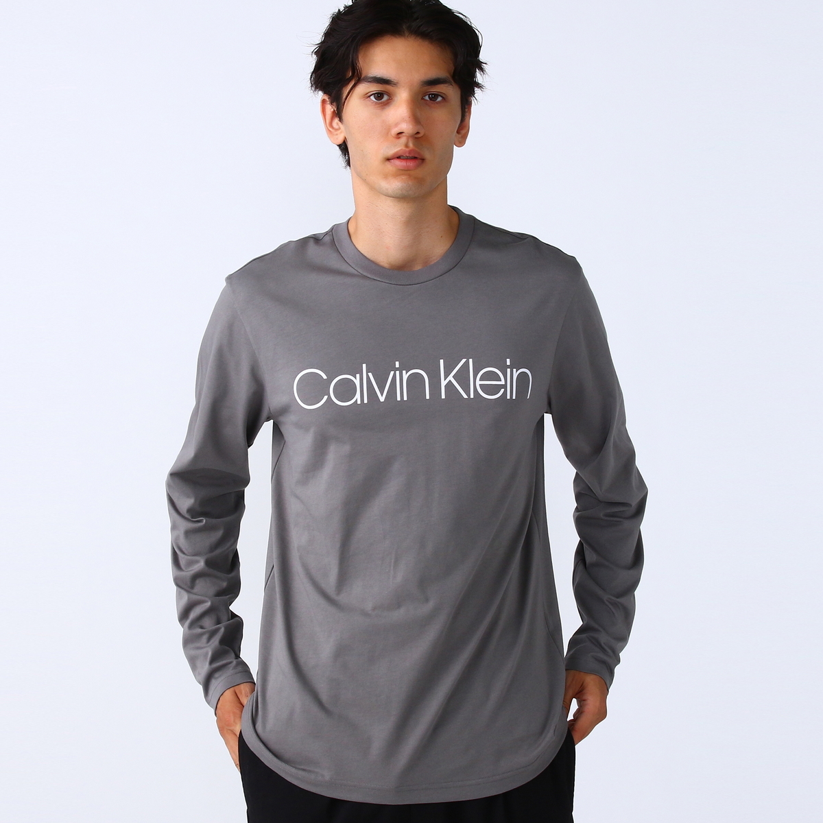 コットン ロゴ ロングスリーブ Tシャツ | カルバン・クライン(Calvin