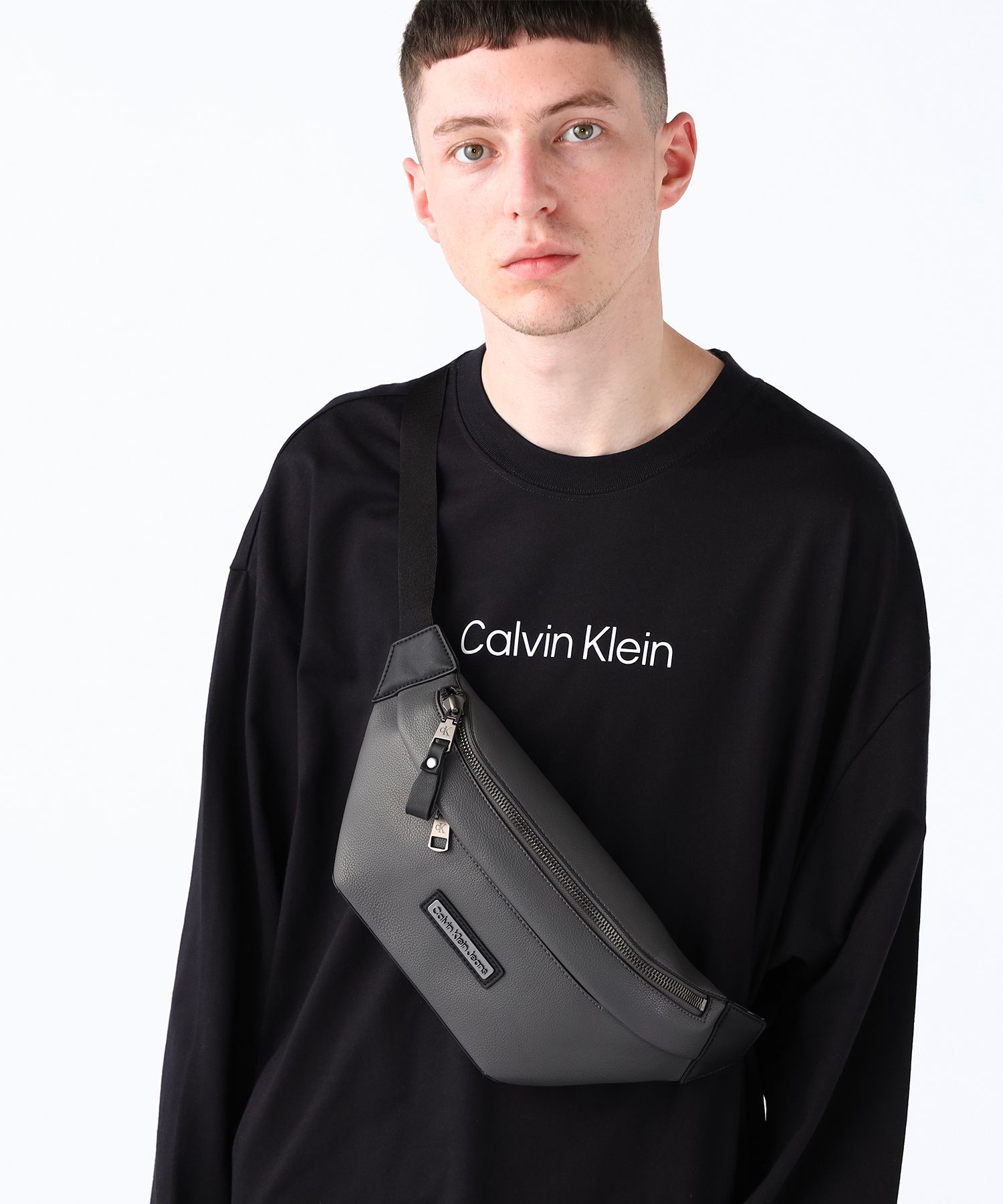 コンパクトウエストバッグ | カルバン・クライン(Calvin Klein