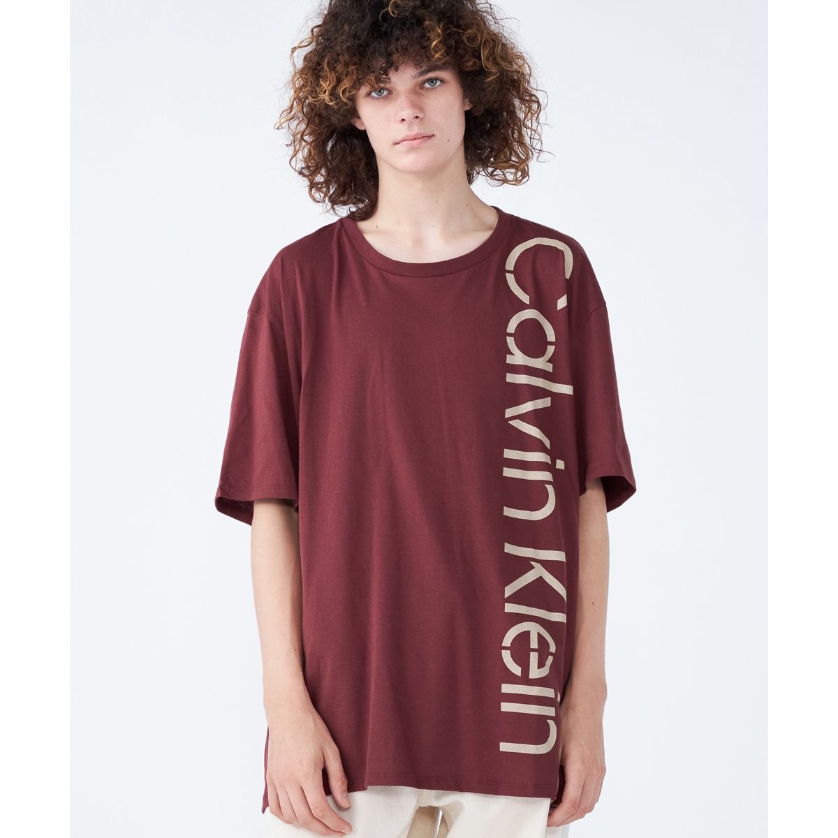 ステンシルロゴ リラックスTシャツ | カルバン・クライン(Calvin Klein