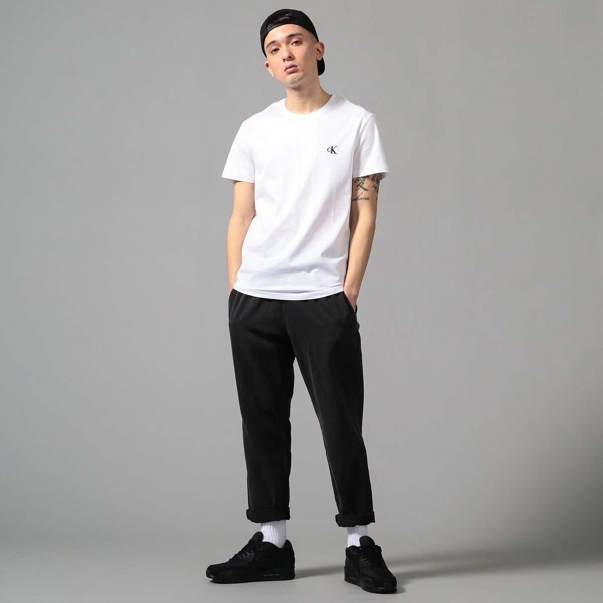 CALVIN KLEIN JEANS】ワンポイント ロゴ Tシャツ | カルバン CALVIN KLEIN JEANS】ワンポイント ロゴ Tシャツ | カルバン