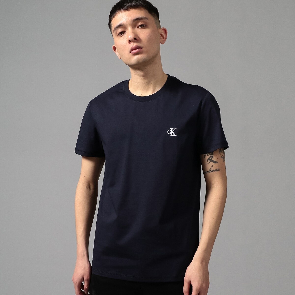 【CALVINKLEINJEANS】ワンポイントロゴTシャツ 【CALVINKLEINJEANS】ワンポイントロゴTシャツ