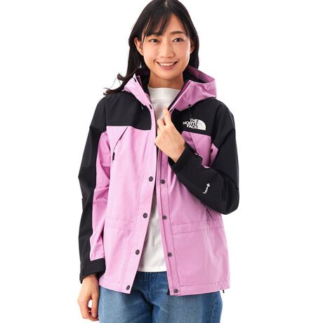 [^:NPW62236]GORE-TEX PRODUCTS 2wfނ̗phVFWPbgBTHE NORTH FACE̒Ԃł錨̐؂ւꂽACRjbNȃfUCłBϋv̍70fj[TCNiC\nɎgpAⒷ߂̒ŕۉmہBtg̓_utbvdlŖh߂Ă܂B̐pt@Xi[ŃCi[AłWbvCWbvVXeΉBgbLOLṽAEghÂ݂Ȃ炸AfC[[XɂK1łBWbvCWbvifB[XjΉiԂ͂