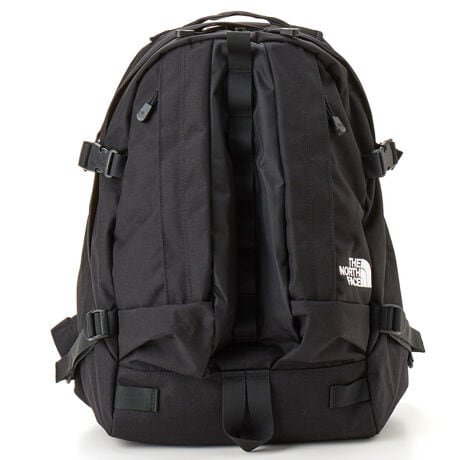 [^:NM82550]NVbNȃACedlɃAbvf[gweCWRNṼfCpbNłBCfނɌyʐƑϋvɗDRobiciC̗pA{gɂ͑ϖC1000fj[̃iCfނzuB̂̃Cɍ킹Đ݌v݂̂V_[n[lX́ANbVƃtBbgĉKȔwSnłBו̗ʂɍ킹āATChRvbVŗeʂ̒\łBCRp[ggɃX[u|PbgAtgɂ͎P{g̎[ɕ֗ȃt@Xi[tc^|PbgzuBtg̃Z^[̃fCW[`F[ɂ́AJriȂǂŏAł܂Byƃ^t𗼗fގgŁA^E[XnCLO܂ŕLV[Ɋ􂵂܂B