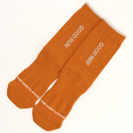 [^:NN82505]ʋC̃jO\bNXłBfނɂ́AʓIȃ|GXeϋvƃXgb`PBTƃ|GXe点ɖaтfނ̗pBʋCɗDAV̂ȕ̗SnłBy܂̃A[`T|[g\sׂ̕yAܐƂƂ̓pCdlŃNbV߂Ă܂BCIɂ|WEXeCtbVH̍RۖhL𑕔BuGOODRUN GOODWAYṽbZ[WSfUCNVJȃJ[ŁÃg[jO⃉jOȂǂŊ􂵂܂B