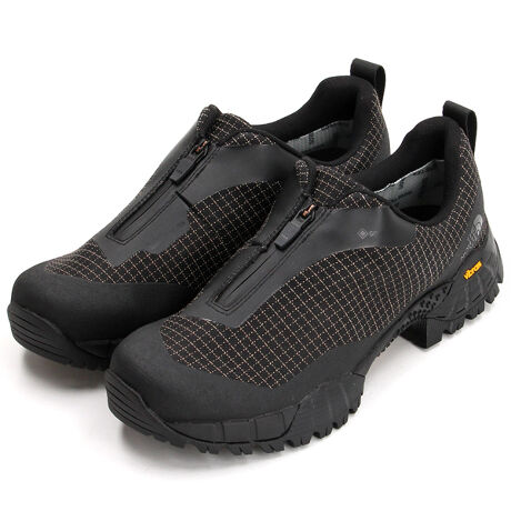 [^:NF02544]AEghAtB[h烉CtX^CV[V[XɂȂhV[YłBAbp[ɖՑϋvuKevlarbvXgbvvgpAhfނɁuGORE-TEXvu̗pĂ܂BAEg\[́uVibram MEGAGRIPv́AHʂŗDꂽObv͂𔭊BMbgȃOp^[ŁA}bhȘHʃRfBVł肵ĕsł܂Bܐ܂ɂ̓o[}bhK[hzuāA΂Ȃǂ̖CyBtg~t@Xi[dlŁAX[YɒEł܂BVrAȃRfBVɂΉł@\ŁA킩AEghA܂Ń^tɑΉPłB