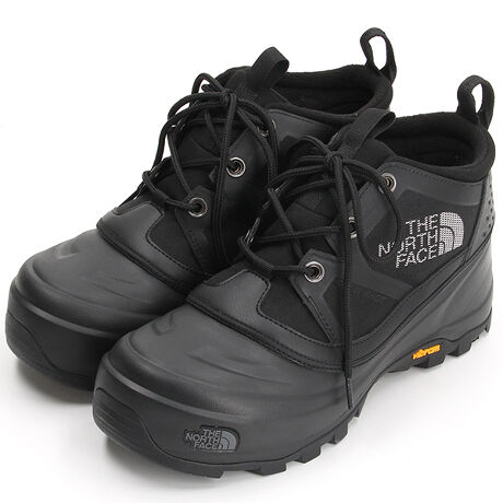 [^:NF52583]ۉƖh[Jbg̃Xm[u[cBAbp[ɍϋv́uTCNCORDURAvfނgpAhfނɂ́uTEKWPROOFv̗pBAEg\[́uVibram Arctic All Terrainv́AHʂłDꂽObv͂𔭊Btg̎dl͕t̃p[ctւdlBE₷t@Xi[^CvAtBbg𒲐₷V[[X^Cv̑I\łB~̓V[Xm[tB[hł̃ANeBuV[܂Ŋ􂷂ꑫłB