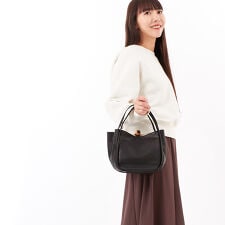 ダコタ　ティーノ　手提げハンドバッグ