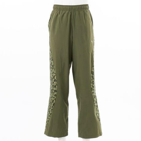 [^:527999]@\IȃfUCW񂵂g[jOE[upcoBIꂽE[ufނōAX̌g[jOɂϐ𔭊Bx̐ɂ̕ێ܂BTCh̃Ip[hANZgƂĉf܂BEGXg̓SdlŉKȃtBbgATChɂ͕֗ȃ|PbgzuBRNṼWPbgyi: 527998zƍ킹ăZbgAbvR[f߂łB