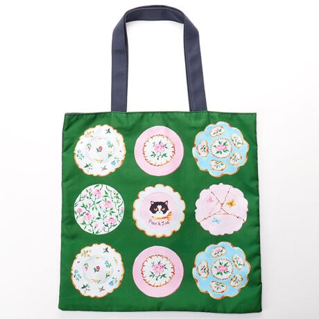 [^:0011180001]傫߂̃TCYŁAeʂ̃|[^uobOBɂZߕRŁAŃRpNgɓZ߂܂BlXȂM̃p^[񂾃A[gB񂾂MOtBJɂfUCłB_ȃA[g̕\ʂƁASl[݂̂̃VvȗʁAły݂܂BZߕR̃sNARpNgɓZ߂̃|CgɂȂ܂B[PAUL&JOE ACCESSOIRES]PAUL & JOE ACCESSOIRES ̖͂̈łAAj}t[`[tƂj[Nȃp^[gpRNVłB