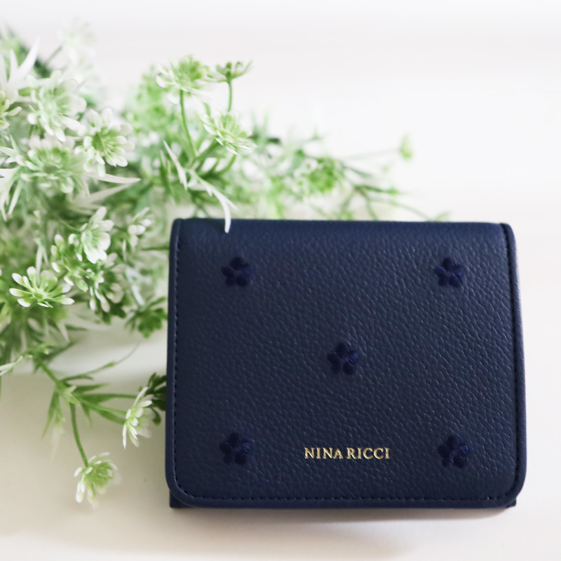 ニナ リッチ(NINA RICCI)、二つ折り財布・三つ折り財布 の通販