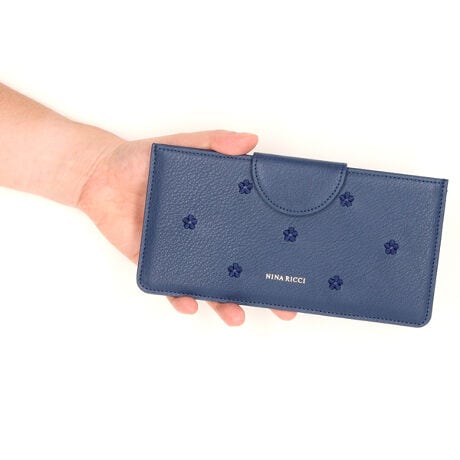 [^:085176010]ԃ`[thJŕ\zV[YBi`V{̋vɓԊuŔzuԂ́AvƓnF̎FłAVvȂ肰ȂoĂ܂BʂȂtbgȌڂƓ{̎dĂłƂdlɂȂĂ܂Bji b`@NINA RICCI@}VEGhE