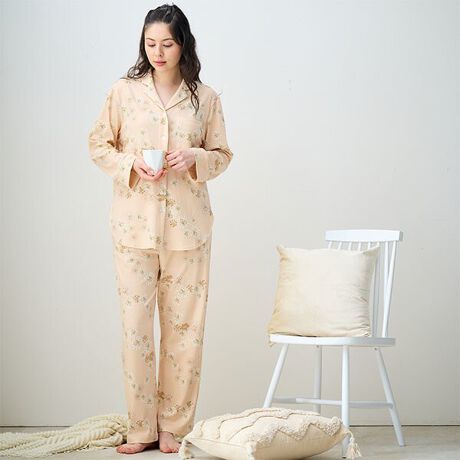 [^:PJR167-53200]lۂƂ݂̂VfނŎdĂAOJpW}ZbgłB w̃MU[O㍷VGbgAbNX̒ɂ炵o܂B uhےNUe[iejS[hŉAlۂiȈۂɁB ł̃bNX^C؂₩ɍʂASnfUCACełB