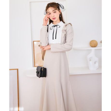 [^ԁF20082515100072]s^bNuEX̃[N؂ւƊo}[Chs[XyDesignzEtg̃[N؂ւƃt؂₩ɎdグĂ܂BEtg{^⑳{^ɂp[AGKgAbv܂BEׂ߂̃{^CiȃANZgvXE{^C̑ɂ莝̃XJ[t񂾂ArW[u[`킹ĂEEGXg؂ւ̈ʒu邱ƂŁA𒷂Ă܂E^CgȂ\tgȃ}[ChVGbǵA悭Ƃ̂fUCBEEGXgobN̓S[XAbvdlBEwt@Xi[dlByFabiczEƂǴAVɂȂɂ|GXefނgpBE悭n̂闠ntBEx[WA~gAu[3FWJƂȂ܂ByCarezhCN[jO