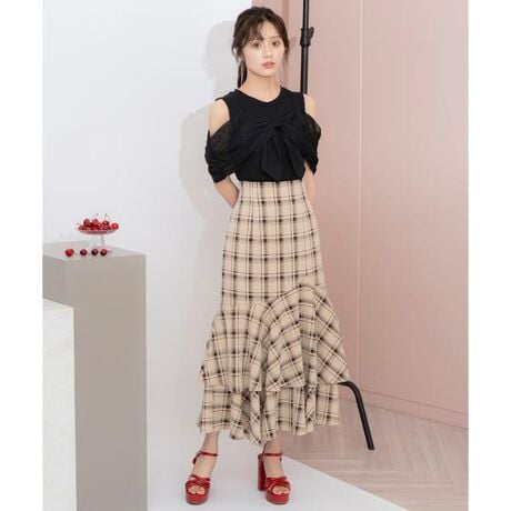 [^ԁF20082512100267]炵At~}[Ch̏iXJ[gyDesignzẼeBA[hthA؂₩Y}[ChC̃XJ[gBEтɂӂƍL鐞A炵Ȃ₩o܂BEobN[XAbvdlŃEGXgCꂢɌATCY\ETCht@Xi[ntŁAŜ钅SnɎdグ܂BEVvȃgbvXƍ킹ĂT}ɂȂAȂꊴՂɁBE̃R[fɉ邾ŁAۂƐꖇłByFabriczEzCgEuÉA|GXe~[̂Ȃ₩ȑfފŁA_炩̂镗́BECfBS͂n̂鐶ngpAꂢȃVGbgL[v܂BSJ[ƂntňŜ钅pɁBEzCgAuEACfBŜRFWJƂȂ܂ByCarezhCN[jO