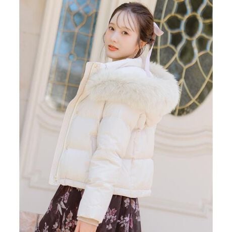 [^ԁF20082527500001]NlCIԂ̃tHbNXt@[tV[g_ENoyDesignzEJWAɂLC߂ɂ}b`ĂA񂵗͔Q̖\AE^[BEՂ̃tHbNXt@[tfUCŁAƏiȈۂɁEt@[t[h͎OOKȂ̂ŁA̓̋CŃAW݁BẼhXgi邱ƂłŃVGbg̒\EuK[hĂ܂IE֗ȗTCh|PbgtŁA@\ob`EƂɂyĂI~̖ɗꒅłByFabriczEyďvȐnƒgȂŁAG߂Kɉ߂܂BEȂɂ̓_E80AtFU[20gpBELk̂郊uƎO\ȃt@[ASnƍĂ܂ByCarezhCN[jO