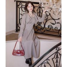 ネックリボンギャザー切り替えワンピース