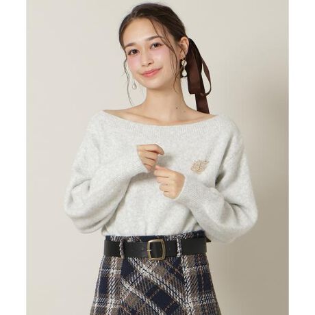 [^ԁF20082529500127]u[`肰Ȃ߂AitF~jȃItV_[jbgyDesignzEItVVy߂A₩ȃlbNCfReA炵vX܂BEӂƂ_炩jbgfނŁADSnQBE悭Ƃ̂VGbgؚAXJ[gɂpcɂ}b`܂EjAXfUC̃u[`܂؂₩ɌĂ邽߁AANZT[炸ŃR[fIEf[g₨oȂǁAiȑltF~jX^Cɂ҂̈ꖇłByFabiczEӂƂ_炩jbgfނgpBELk̂ŁAVItVȂǁÃAW\IEłꂪô|CgEzCgAx[WAuAO[4FWJƂȂ܂ByCarez􂢉\