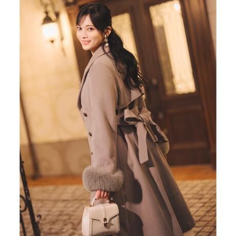 [^ԁF20082527100123]ӂt@[茳؂₩ɖAltF~jȃE[tAR[gyDesignzE㎿ȃE[fނgpAAt@[̃JtXV[Y[h߂ĂꖇBEɂčLtAVGbgAX^C菗炵iɉo܂BEEGXg茩闧̓IȃC݌vŁAX^CAbvʂQIEf[gʋ΂ȂǁAꂢ߃R[fɂ͂Aʂȓ̃AE^[ƂĂ߂łEiŃNVJȕ͋CYAl̂߂̓~AE^[łBEzxgŃEGXg}[NAŃ{ANZgɂĂ܂Ƃ܂܂BEeɃ|PbgtBEt@[JtX͎O\BEtg{^dlB^_u{^Bu[`͕t܂yFabiczEۉQ̏㎿ȒgE[ngpBEȂ₩ŒSnǂADNъ̂\ʂ\tg^b`ŏiȈۂɁBE͏_炩ȔG̃AFOXt@[gpBEntȂ̂ŖCȂENNBEsNx[WAJAubN3FWJƂȂ܂ByCarezhCN[jO