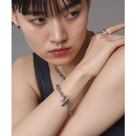 [^:2BR001B0SV]yAM[Ή / T[WJXeXz܂܊C≷OKIrꂵɂAM[ΉuXbgygTHE YOUTH 2020hN`F[uXbgzCIn[g|郌fB[XANZT[uhwLHMEiGGC`GC[j / Lion Heart a Million of Empathiesxgh̏d`F[uXbgB`F[\ʂ̊炩Ȍ򂪔ATo[}e͎gނقǌ򂪏o}bgdグBɂ@\ƂȂĂASĂg܂B^tłǂgȕ͋C̃`F[uXbg͔Q̎g₷łBYEfB[X킸gWF_[XfUCłBT[WJXeXAM[NɂE×pɂgpT[WJXeX́AɗDAM[NɂfށBKтɂAϐFɂE⊾ɋAԔԂۂ܂BCCłCyɒp\BꂪȒPEꂪtɂAy@ŐɕۂĂ܂BʂȂ͕svB̂PEzCgS[ĥ悤ȏiȌ򂪂AVvȂoBvŏtɂEdx߁AgłɂApł܂BBeX}[gtHEp\RȂǂ̃j^[ɂAʏƎ̐FقȂČꍇ܂BAM[ɋfނłAAM[̌͗lXȈׁA100%ȂƂ񑩂ł܂B\߂Buh̃ACfeBeB𔽉fuhAT[WJXeXؖfލ󂪕KiɔfĂ܂Bׂ₩ȕËȂmÂsĂ܂BR[fBl[gVvȃfUĈ߁Ax̃JWAȃR[fItBXp[eB[̃tH[}ȃR[f܂ŁAV[I΂y߂ACełBtĂ͂sVcHD̃Vcƍ킹A܂؂₩ɁBH~̓jbg^[glbN̏ォƁAȂꊴoł܂Bycollection gTHE YOUTH 2020hzuh[`LORNṼe[}́uTHE YOUTH 2020vBLHMẼCe[}łADIVERSITYiljLINKiqje[}ɂA𐶂҂Gp[hv_NgByLHME-GGC`GC[-z̋𐶂ݏoANZT[uhLHMEiGGC`GC[jBLHME͂ǂȃX^CɂRɃtBbgVvȃANZT[Ă܂BʂI΂ȂjZbNXfUĆApƂĂ͂AVFA邱Ƃ\łBMEijƏoȂ́Agɂ邱ƂŎMĂ͂BāAMȂɑ΂a Million of Empathiesi̋j܂AA͍LĂBȃvX̏z܂ANZT[V[YƂɃ[X܂B