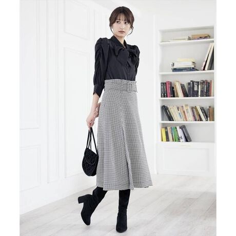 ベルト付タックフレアチェックスカート | スウィングル(SWINGLE  