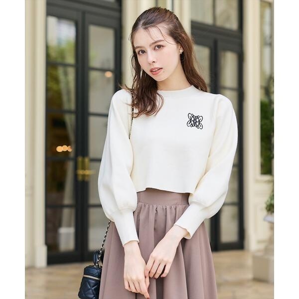 モチーフ刺繍ボトルネックニットプルオーバー | スウィングル(SWINGLE