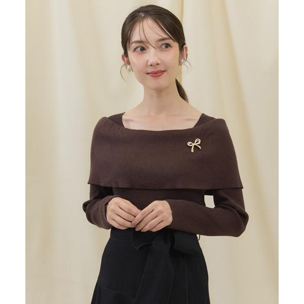 セレクトリボンブローチ付きオフショルラメニットプルオーバー