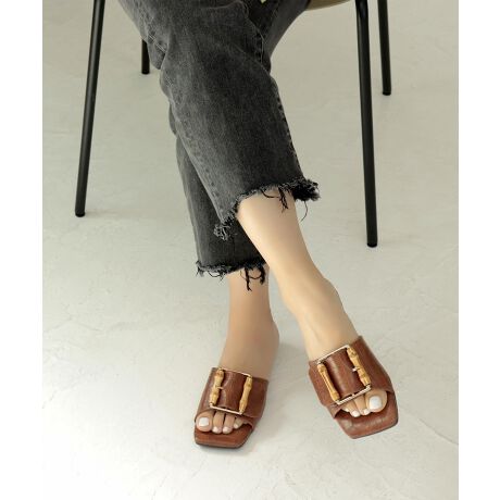 バンブーBIGバックルのフラットソールサンダル (LADYS) | ソロット  