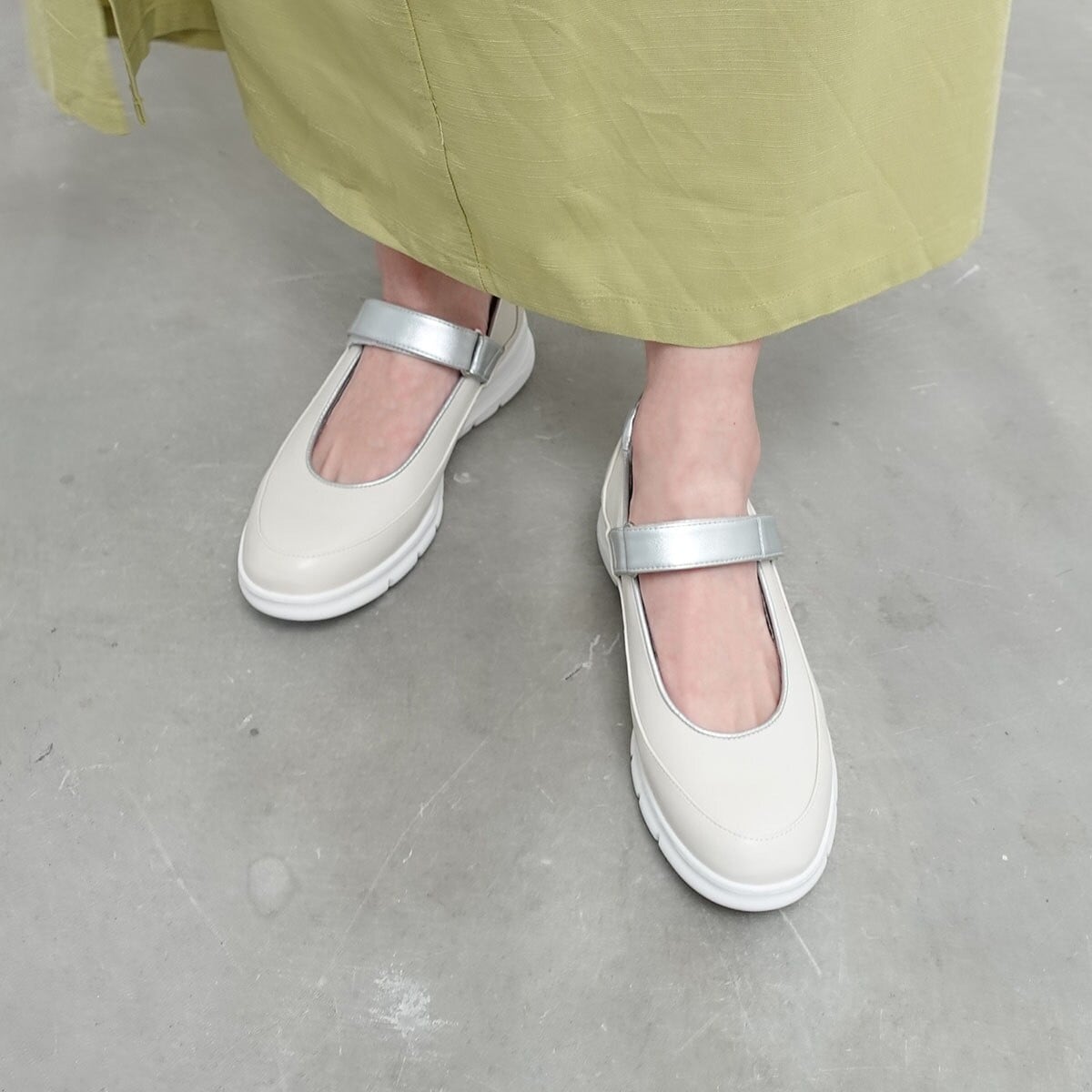 [}C]XgbvtV[Y/TM24554/mCGU}[Pbgineue the marketj AC{[