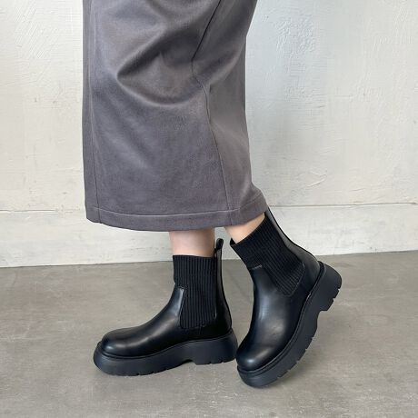 [^:TM25664]Ƀ{[gbN\[u[cB<br>\[ŜɌ݂̂ŁA፷ȂKȗSnȂ̂ŁAȒPɃX^CAbvI