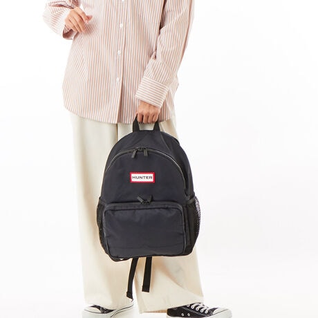 [^:UBB3630KBM]VvȂAvȋ@\˔AigɍœK̃obNpbNBCRp[gǵAEh̃WbvJŁAPCA4TCY[\łB{̂͑ϐ̃TCNiCgpĂAEH[^[{gɓKLk̂TCh|Pbg̓bVfނłB25tĐV